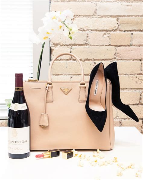 olivia pope black prada purse|olivia pope desk bag.